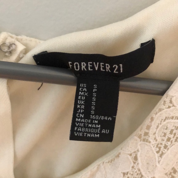 Short Off-White Lace Dress - Picture 4 of 4